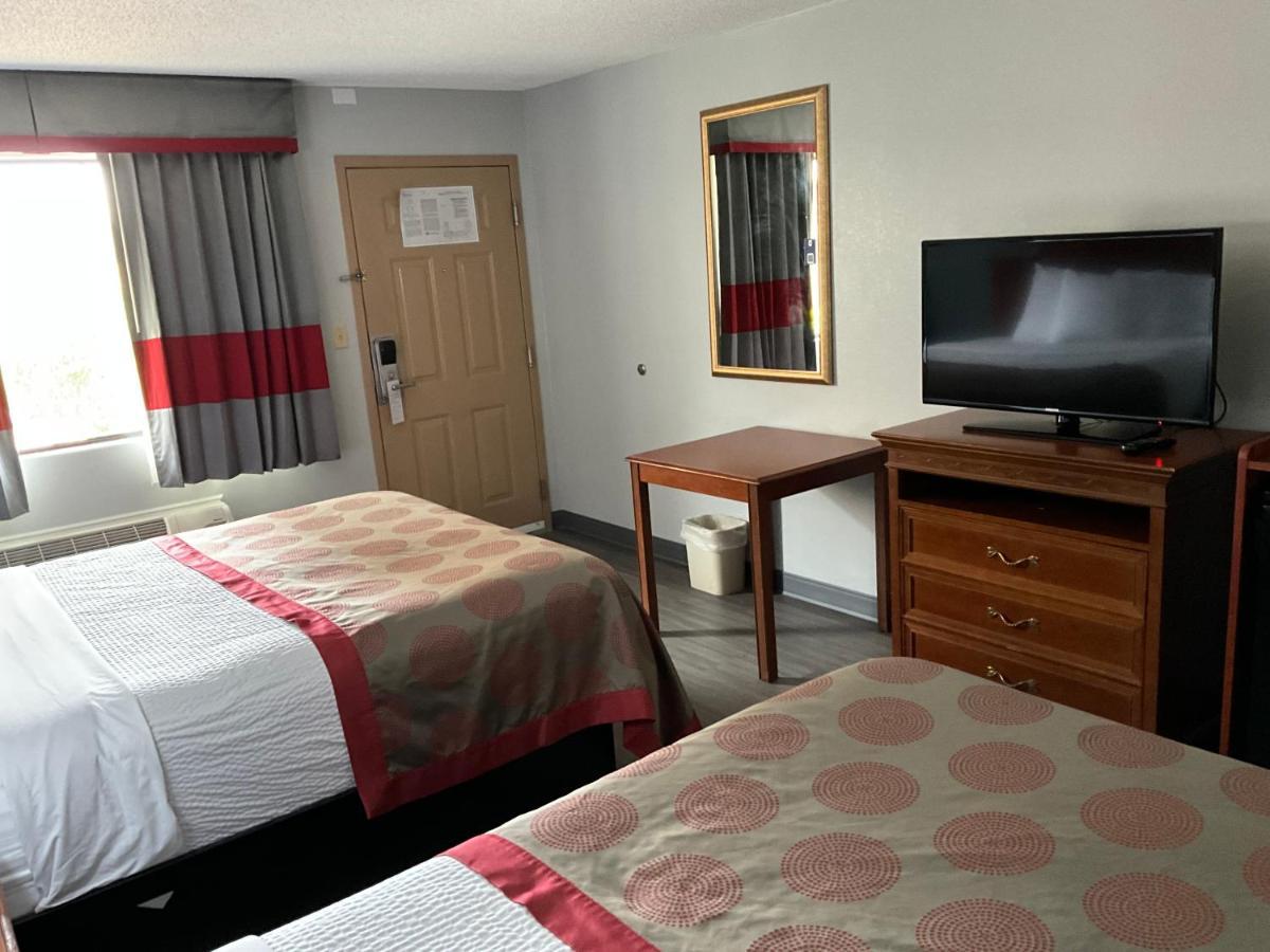 Hotel Ramada By Wyndham Macon Esterno foto